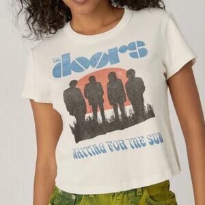 Daydreamer The Doors Waiting for the Sun Tee in Stone Vintage - Size 2X